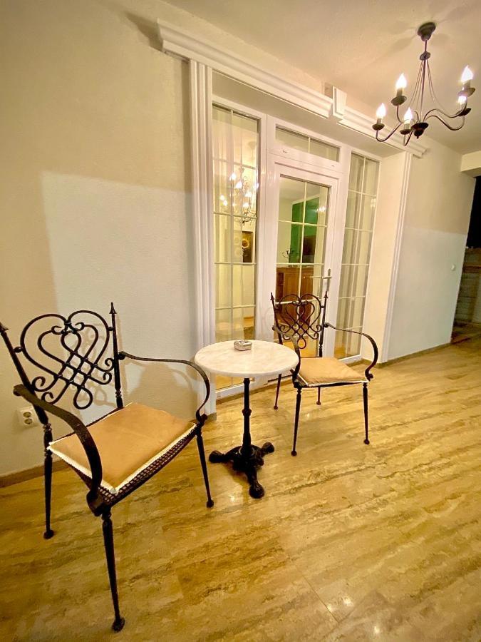 Sarada Boutique Luxury Apartment เดวา ภายนอก รูปภาพ