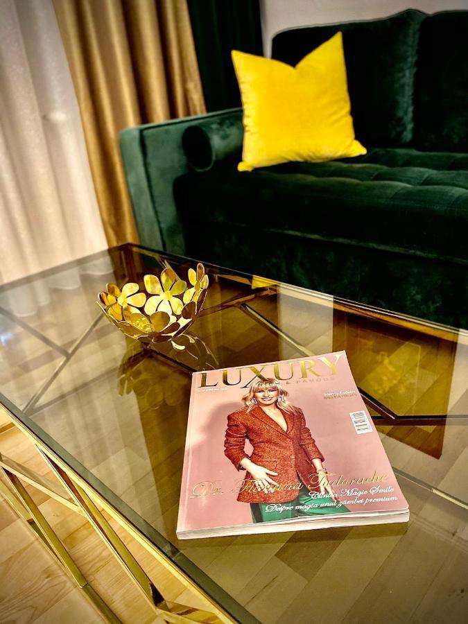 Sarada Boutique Luxury Apartment เดวา ภายนอก รูปภาพ