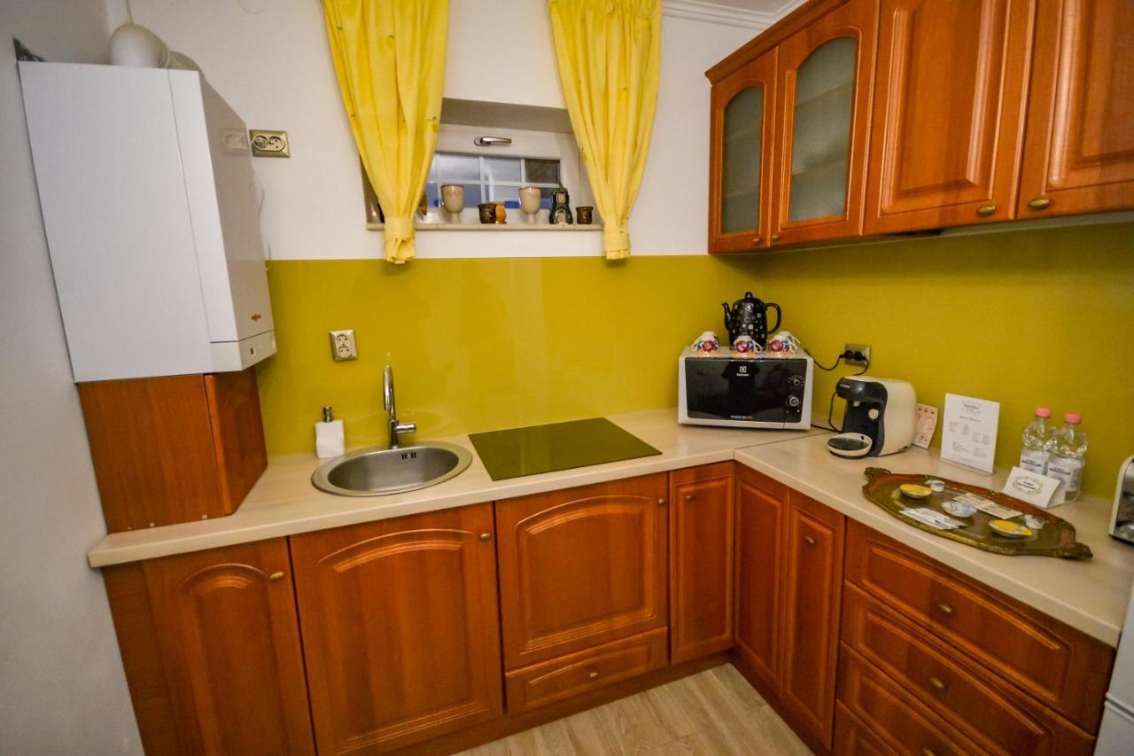 Sarada Boutique Luxury Apartment เดวา ภายนอก รูปภาพ